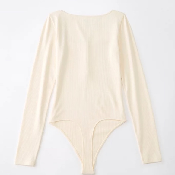 AMERICAN EAGLE OUTFITTERS - NWOT Henley Ribbed Bodysuit - Picture 3 of 7